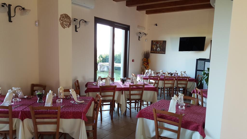Villa Oasi Di Francesca La Rotondella Exterior foto